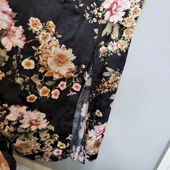 NWT Anthropologie floral silk skirt - Picture 3 of 6